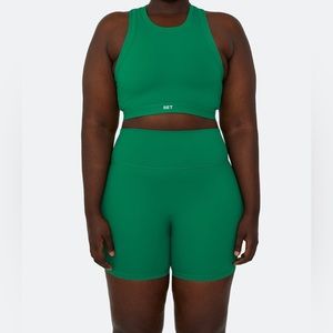 Set Active Bike Shorts + Bra in Palm